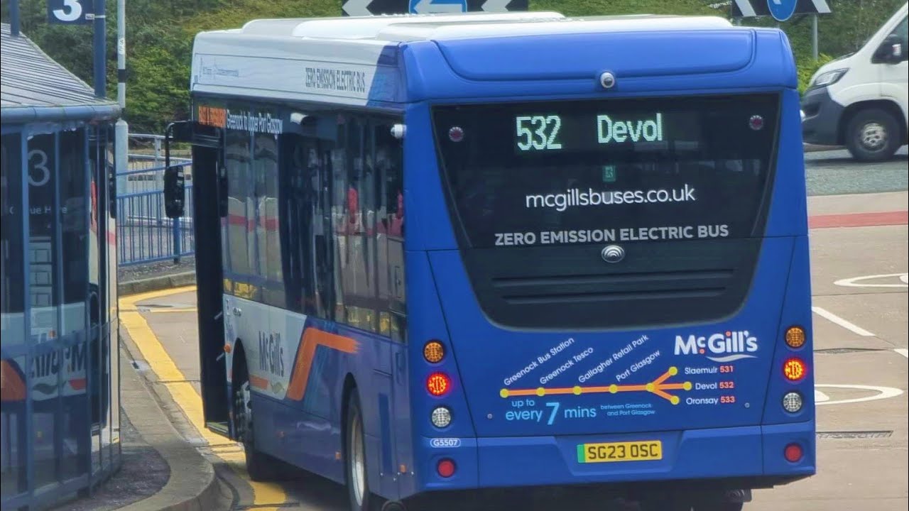 McGill's Buses Yutong E10