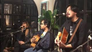 Bilal Indrajaya - Saujana [feat. Karina Christy] (Acoustic Live at Ruuang Kopi, Jakarta 12/4/2023)