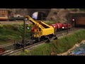 The railway crane EDK 750 in action at smallworld_h0