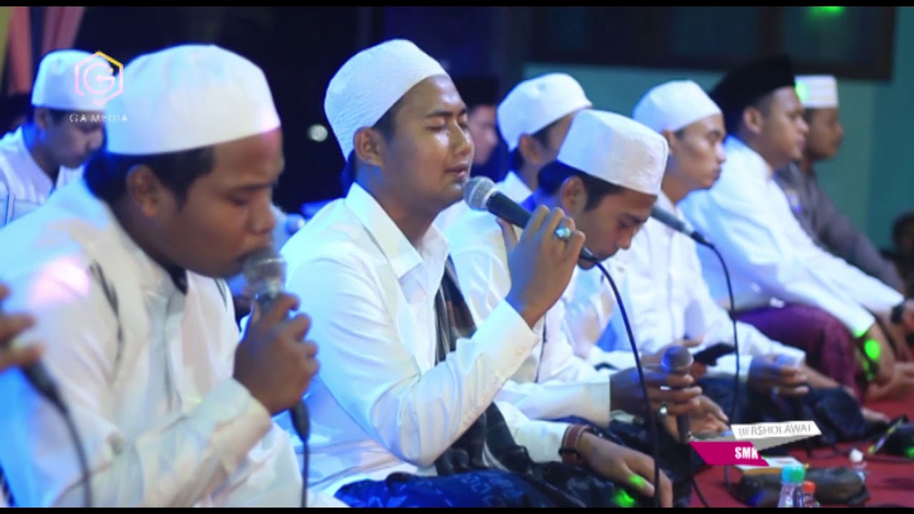 Lirik Lagu Addinu Lana Dan Artinya Lirik Lagu Addinu Lana Dan Artinya