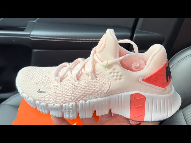 Nike Free Metcon 4 Light Soft Pink Womens shoes - YouTube