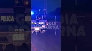 #Preliminar Un joven motociclista murió tras ser atropellado por una camioneta que terminó volcada s