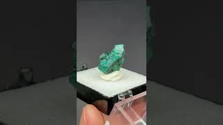 Video preview: Dioptase — DR Congo · 1.7 cm, 1.9 g