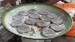 Membuat kue ilat sapi (Tradisional) - Durasi: 3.35. 