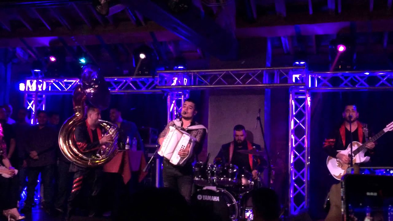 Noel Torres ,la Guanabana en vivo! - YouTube