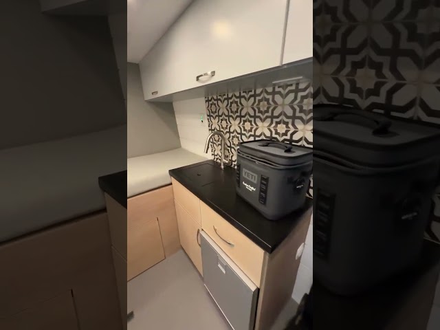 Van Build 51
