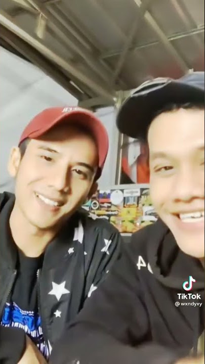 Alex Bhizer & Bokir Sasmita