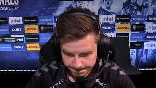 dupreeh hits himself in the head because of YEKINDAR`s spray control on Dust 2 | IEM Cologne 2021