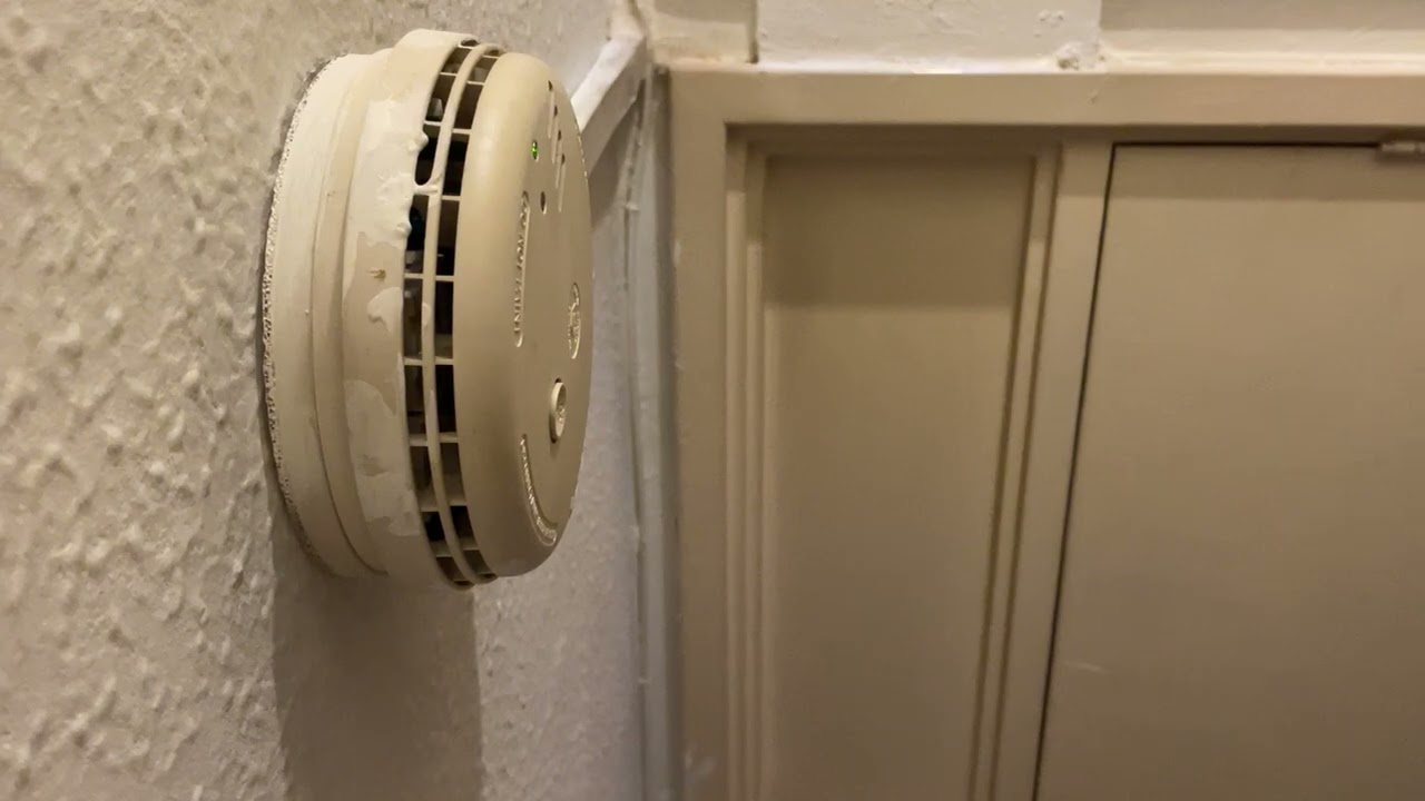 6309 40444149 E56E 414C BEE9 6E19BCE38825