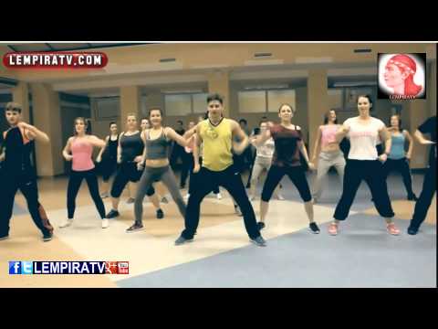 ZUMBA EN POLONIA!! CON EL "CHEVO" METELA SACALA
