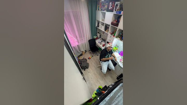Cat mode and a glass of water 🤣