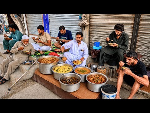 WHAT $1 GETS YOU IN PAKISTAN | THE CHEAPEST ROADSIDE BREAKFAST | PAKISTANI STREET FOOD