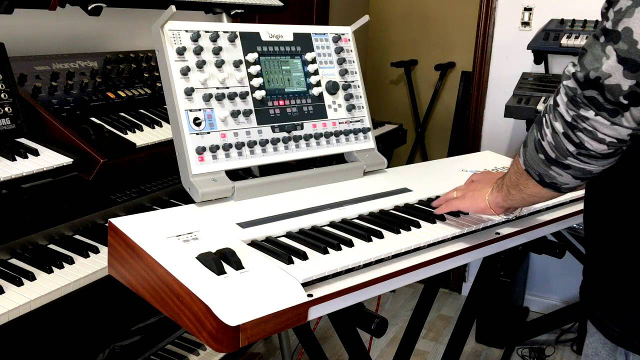 Arturia Origin keyboard ハードケース付き Arturia Origin Keyboard Demo & Review - YouTube