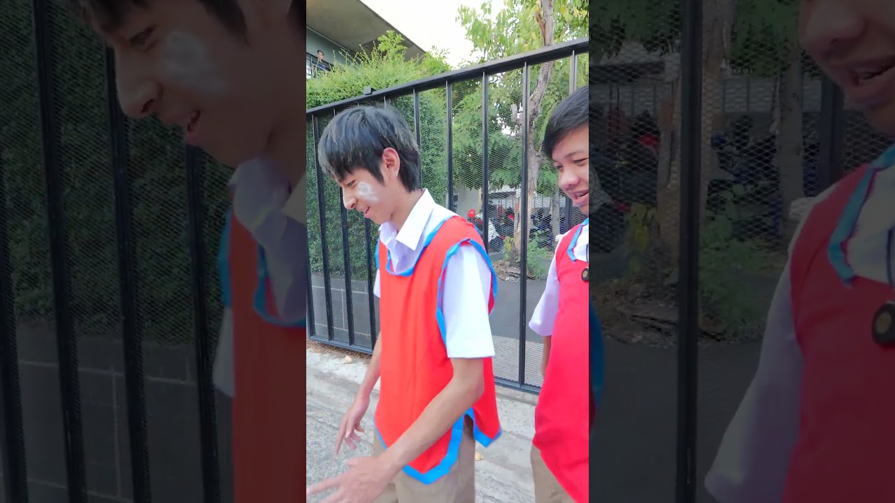 เมื่อครูให้แสดงท่าทางตามพยัญชนะไทย ผลที่ได้... #shorts