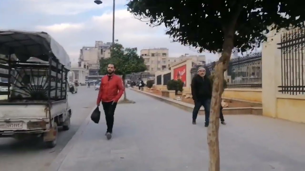 احلا مشوار في سوق التلل وباب جنين ساعة باب الفرج أجواء عيد بعد التحرير