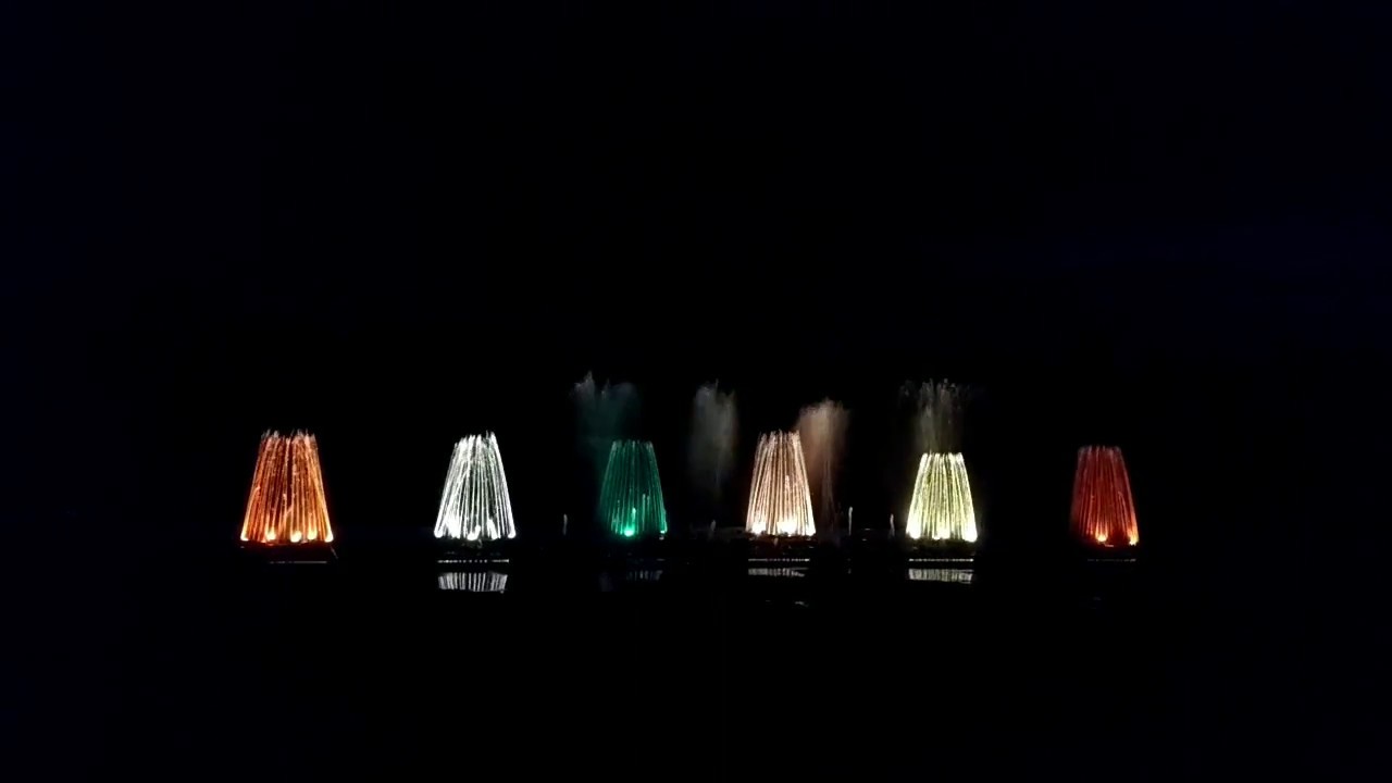 Amazing water dance at JP Park, Bangalore