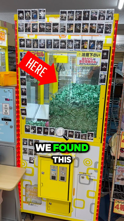 Playing a lottery claw machine in Japan…can we win big??