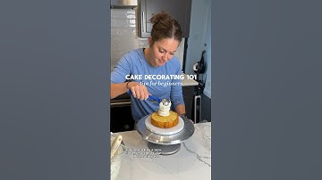 Back to the basics with cake decorating 101: tips for beginner bakers!! New series. So excited 💃