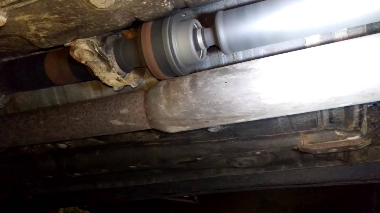 Mitsubishi Evo 8 MR FQ320 Center Prop Shaft Broken ( YouTube
