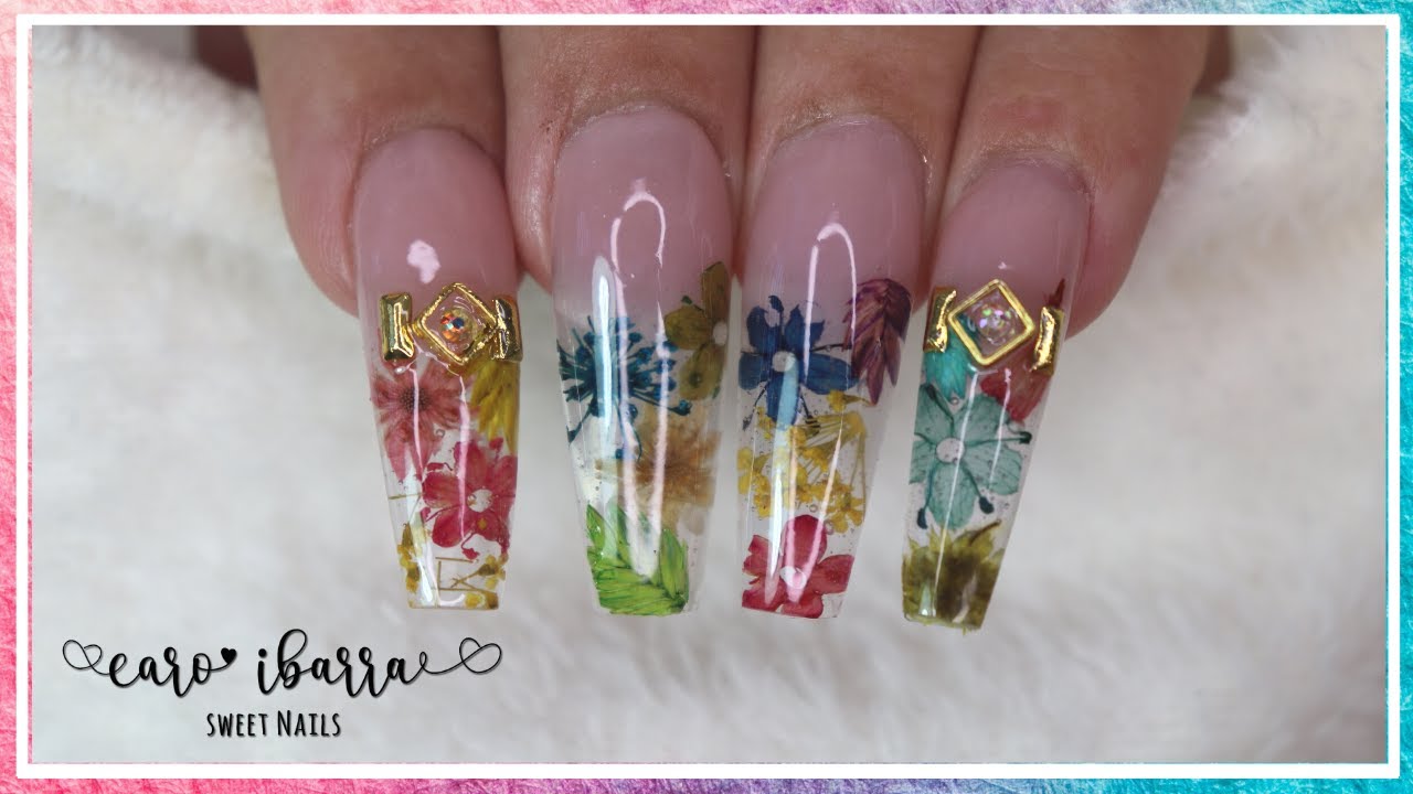 Uñas con NATURALEZA MUERTA ENCAPSULADA | Flores Secas - thptnganamst.edu.vn