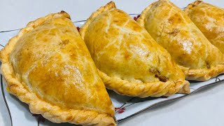 Best crispy curry chicken puffs with chunky pieces of chicken & potatoessatisfaction guaranteed