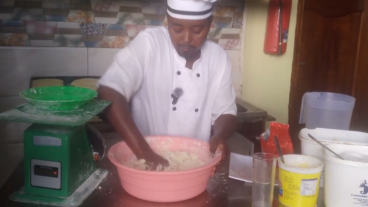 🍞🍞Biroroshye aho uri hose wakwikorera umugati🍞🍞