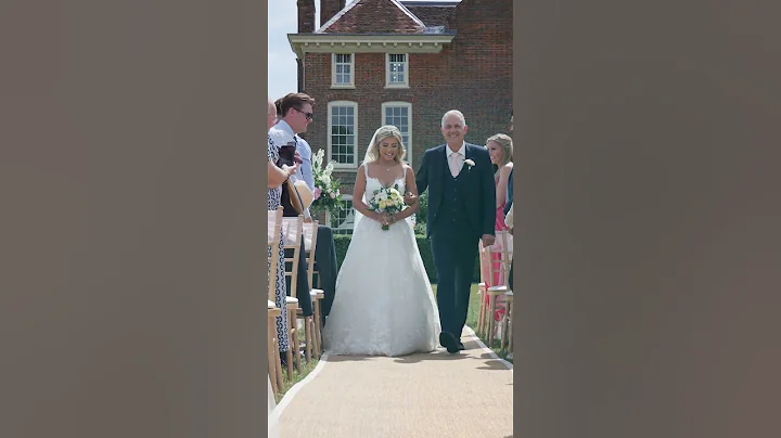 Bride Walking down the aisle with her dad