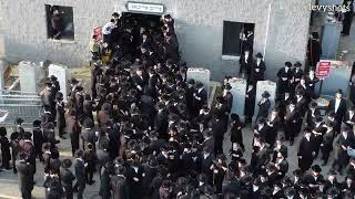 Drone: Thousands in Kiryas Joel to Satmar Grand Rabbi (Beirach Moshe) Tzion on his Yahrzeit