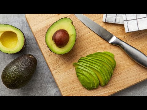 How to Cut and Slice an Avocado the Easy Way - Virginia Boys Kitchens