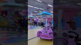 wow ada Mobil lampu kelap kelip di Playground 😘😘😘