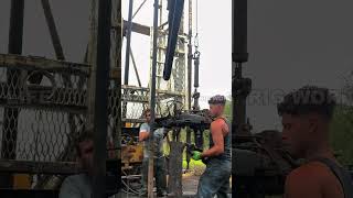 Oilfield Drill Pipe Connection #Rig #Connection #Pipe #Drilling #Oil #Oilandgas