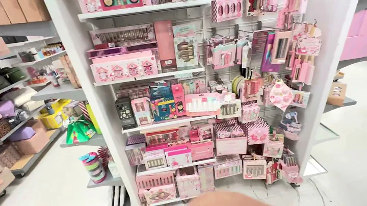 JACLYN HILL COSMETICS BACK AT  MARSHALLS