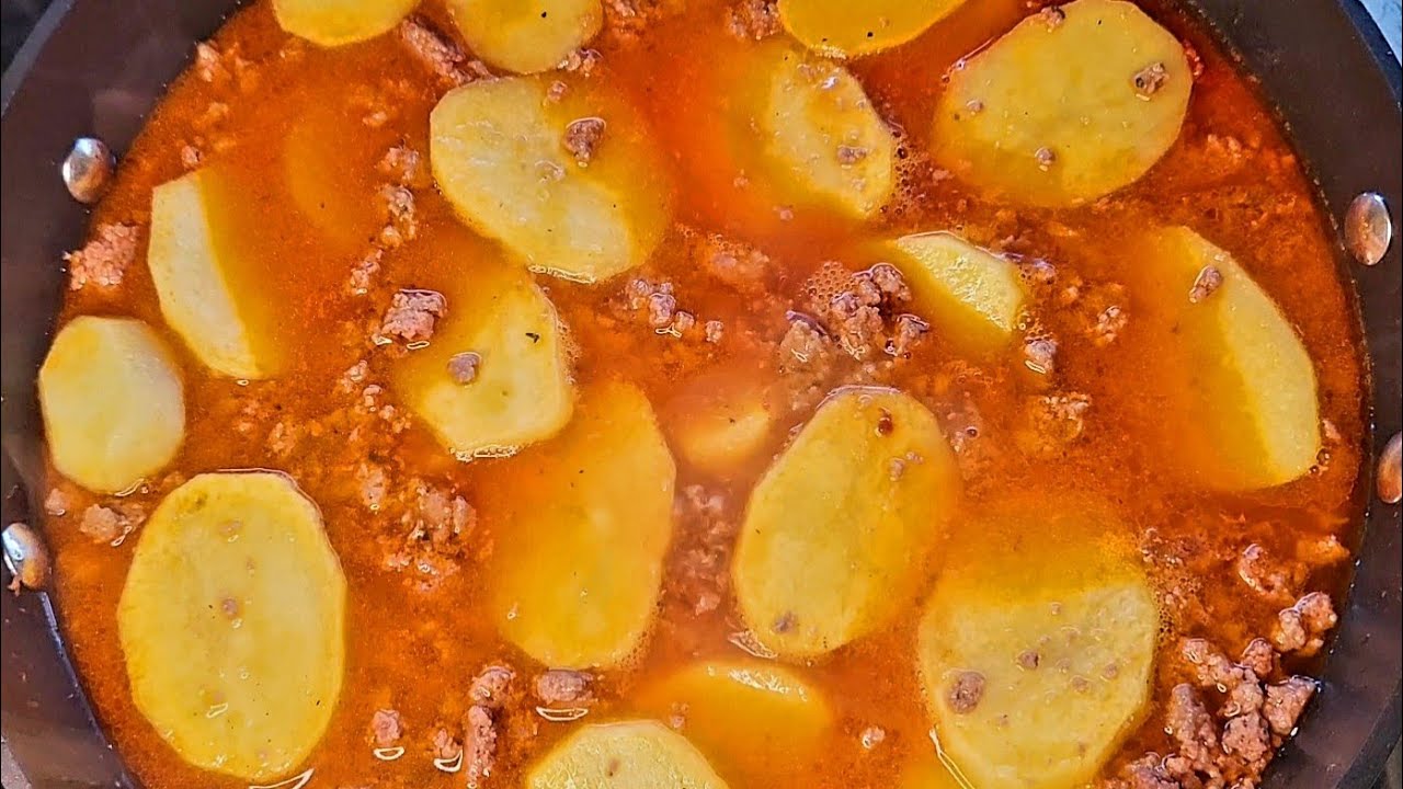 Sartén de PATATAS con CARNE,  Fácil, RIQUÍSIMA y muy ECONÓMICA