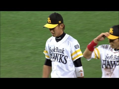 福岡ソフトバンク・今宮健太が痛恨の送球ミス。勝ち越し許す…