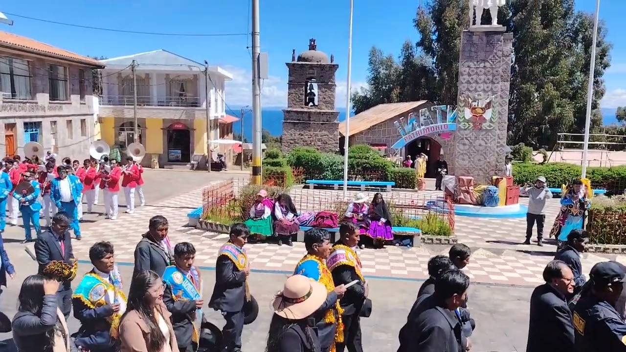 Prosecion virgen de la Candelaria isla de amantani 2026