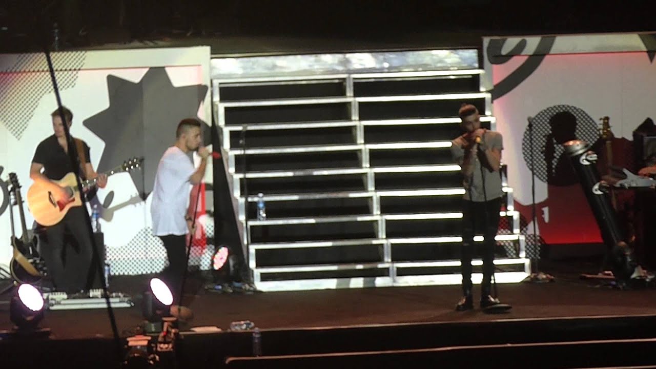 19. One Direction Through The Dark, OTRA Singapore