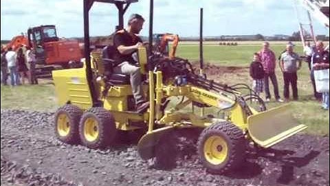 mini-niveleuse  LASER-GRADER