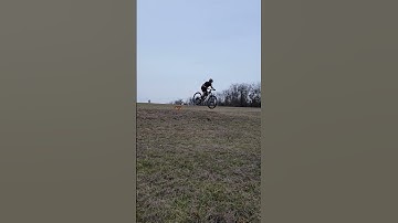 Shelby Farms 🔥 MTB Hopper Jump Session!!! The ramp has been raised a few more levels! Luis sends it!