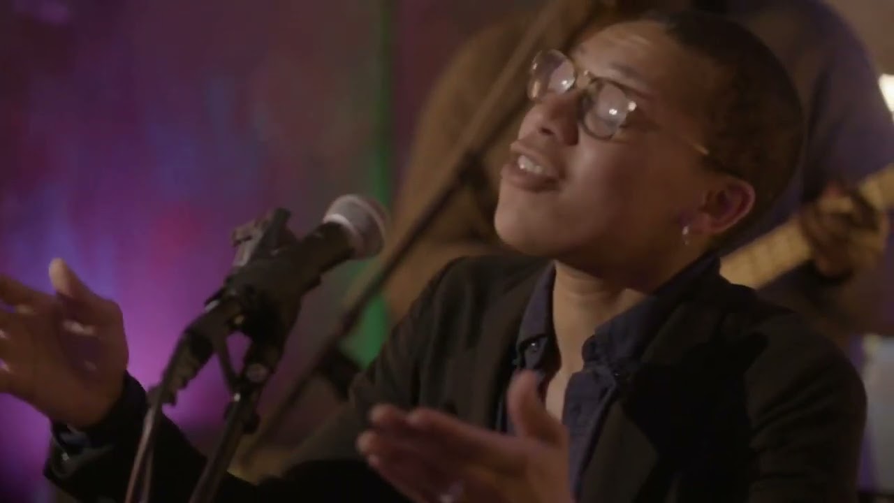 Live at Electric Garden: Krystle Warren & The Faculty - "Arizona"