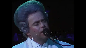 Elton John - Candle in the Wind (Live in Sydney with Melbourne Symphony Orchestra 1986) Remastered