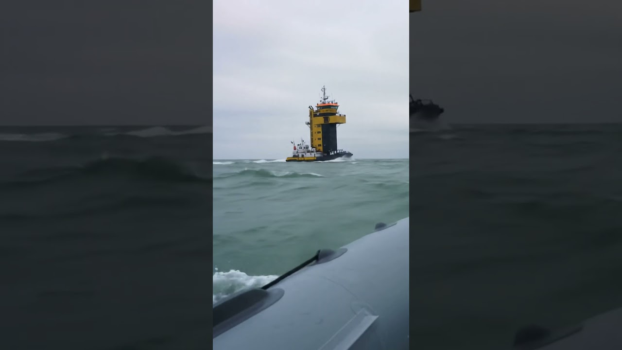 This Tugboat Is Built DIFFERENTLY 