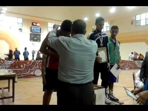 لحظة تتويج الاعب كريم ثروت بكرى Kareem Tharwat Bakry Boxing