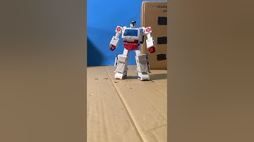 Transformers Studio Series 86 Ratchet | Transformation test | Stop Motion Short