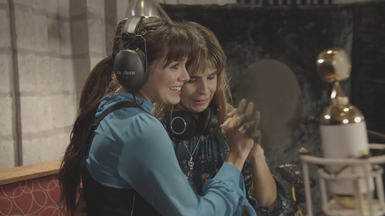 Watch Natalie Perez -  Pegaditos ft. Fabiana Cantilo - Un té de tilo por favor Deluxe (Video Oficial) on YouTube Watch Natalie Perez -  Pegaditos ft. Fabiana Cantilo - Un té de tilo por favor Deluxe (Video Oficial) on YouTube