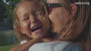 Why Some People Hate Being Hugged, According to Science | Southern Living