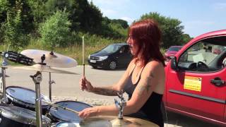 Ines Baum - Guerilla Drumming - African Beat No 2