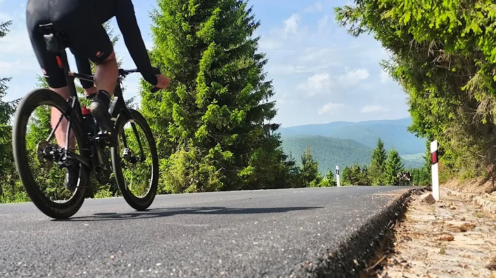 Rekonštrukcia cesty na Kráľovu hoľu je realitou. Zatiaľ po Predné sedlo