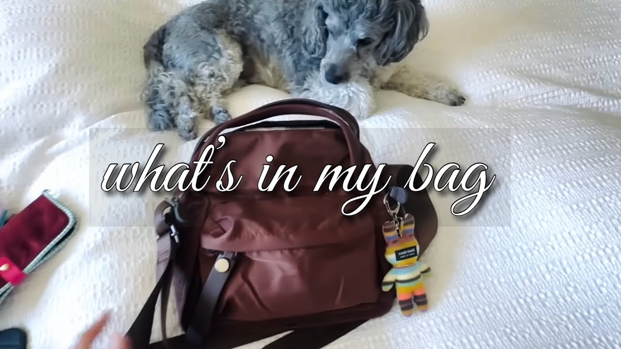 WHAT'S IN MY BAG to avoid doomscrolling!