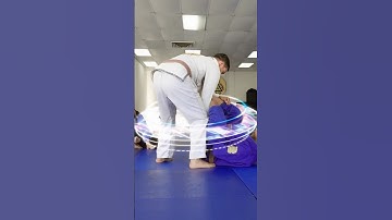 Lasso to de la riva to sit up guard sweep #bjj #jiujitsutips #jiujitsugrappling