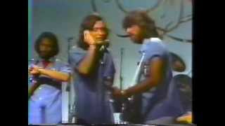 Video thumbnail of "BEE GEES - Holiday  LIVE @ Soundstage, Chicago 1975 7/19"